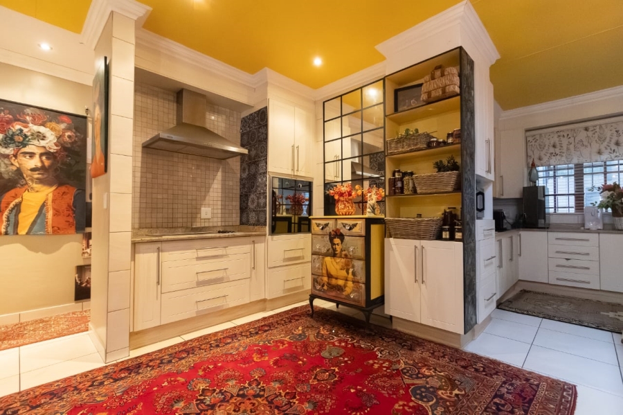 3 Bedroom Property for Sale in Safari Gardens North West